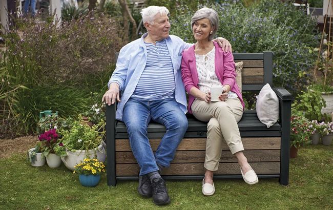 Keter Signature 60 Gallon Outdoor Storage Bench - Walnut Brown