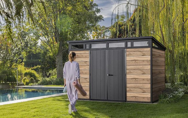 Keter Signature 11x7 Storage Shed - Pine Brown