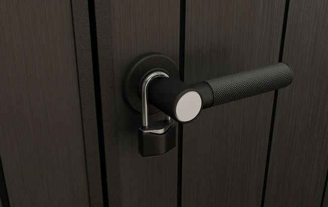 Keter Oakland 7.5x13 Storage Shed